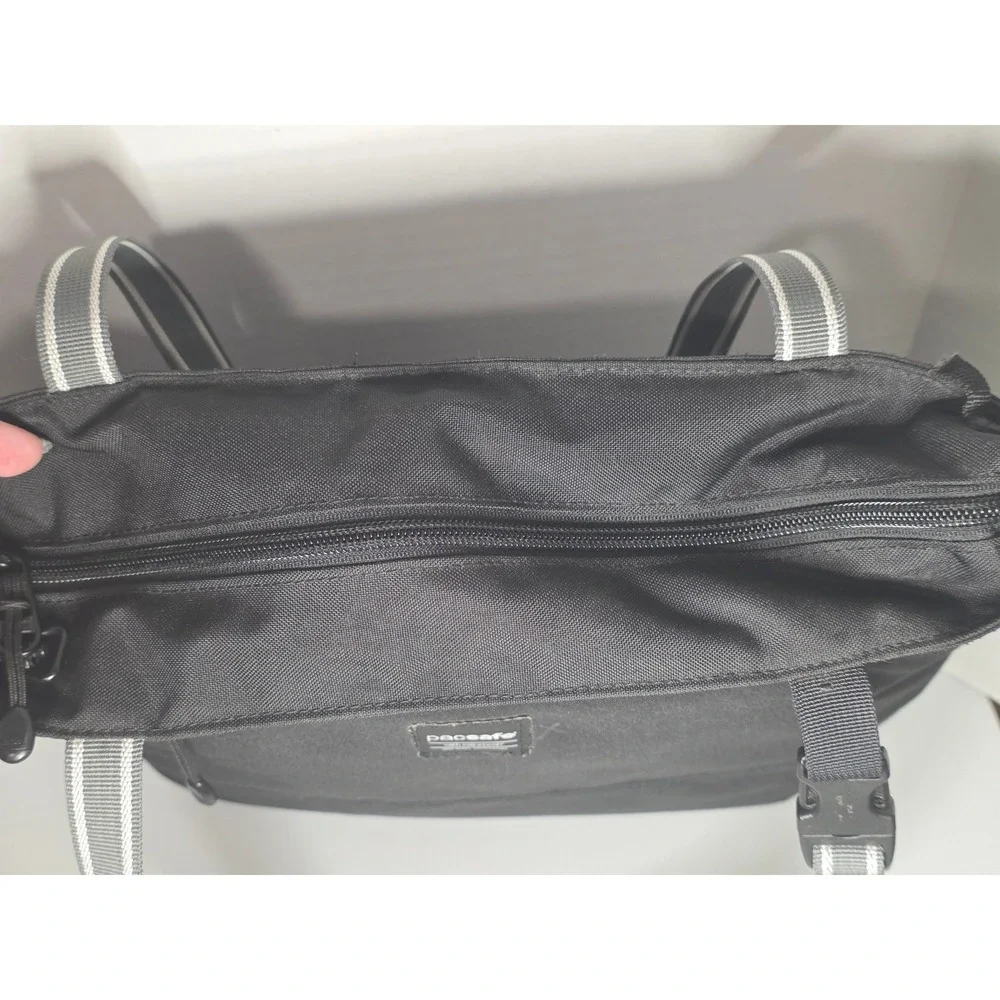 Pacsafe Tote Bag One Size Black Fair Slingsafe LX-series